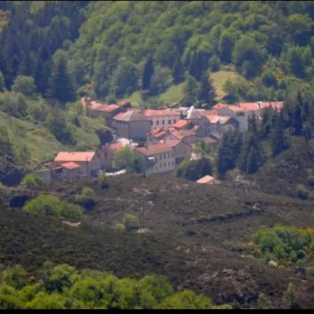 Sur Les Rochers Du - Location Cevennes Costa 빌포르