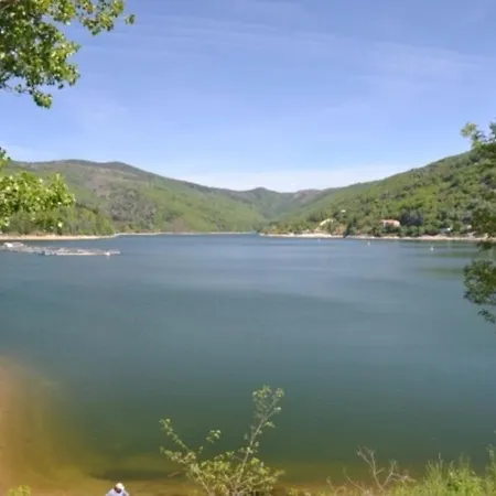 Sur Les Rochers Du - Location Cevennes Costa *