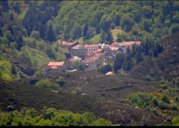 Sur Les Rochers Du & Location-rando En Vtt Villefort (Lozere)